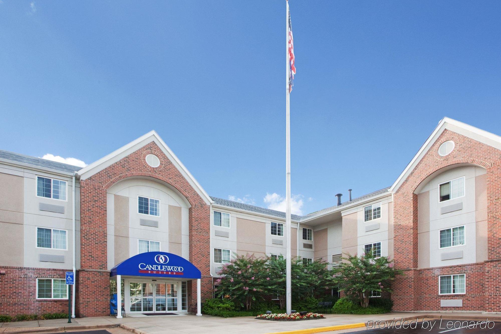 Candlewood Suites Washington-Fairfax By Ihg Eksteriør billede