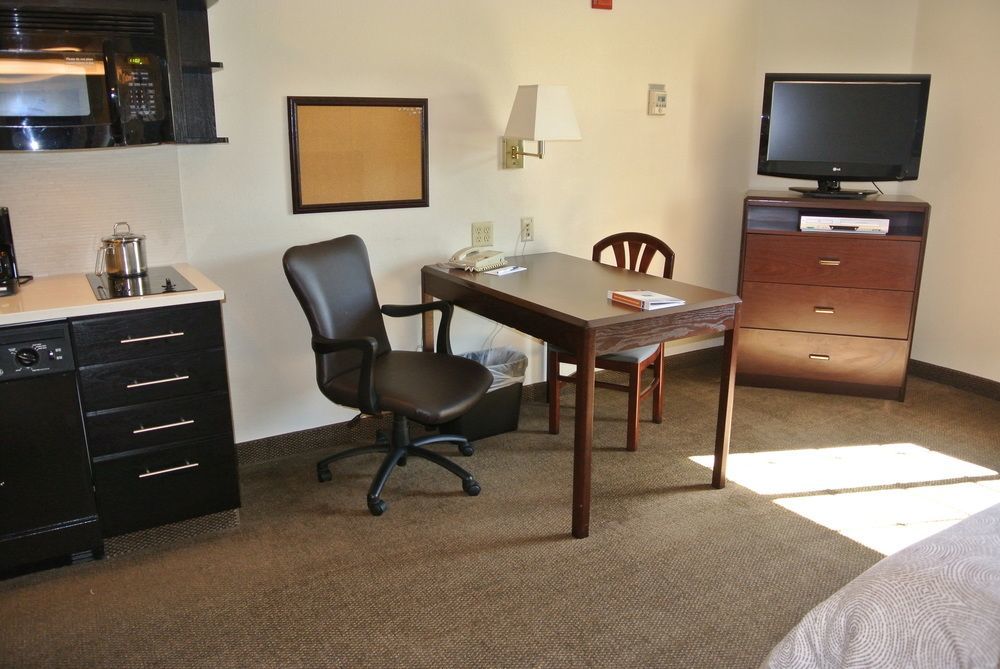 Candlewood Suites Washington-Fairfax By Ihg Eksteriør billede