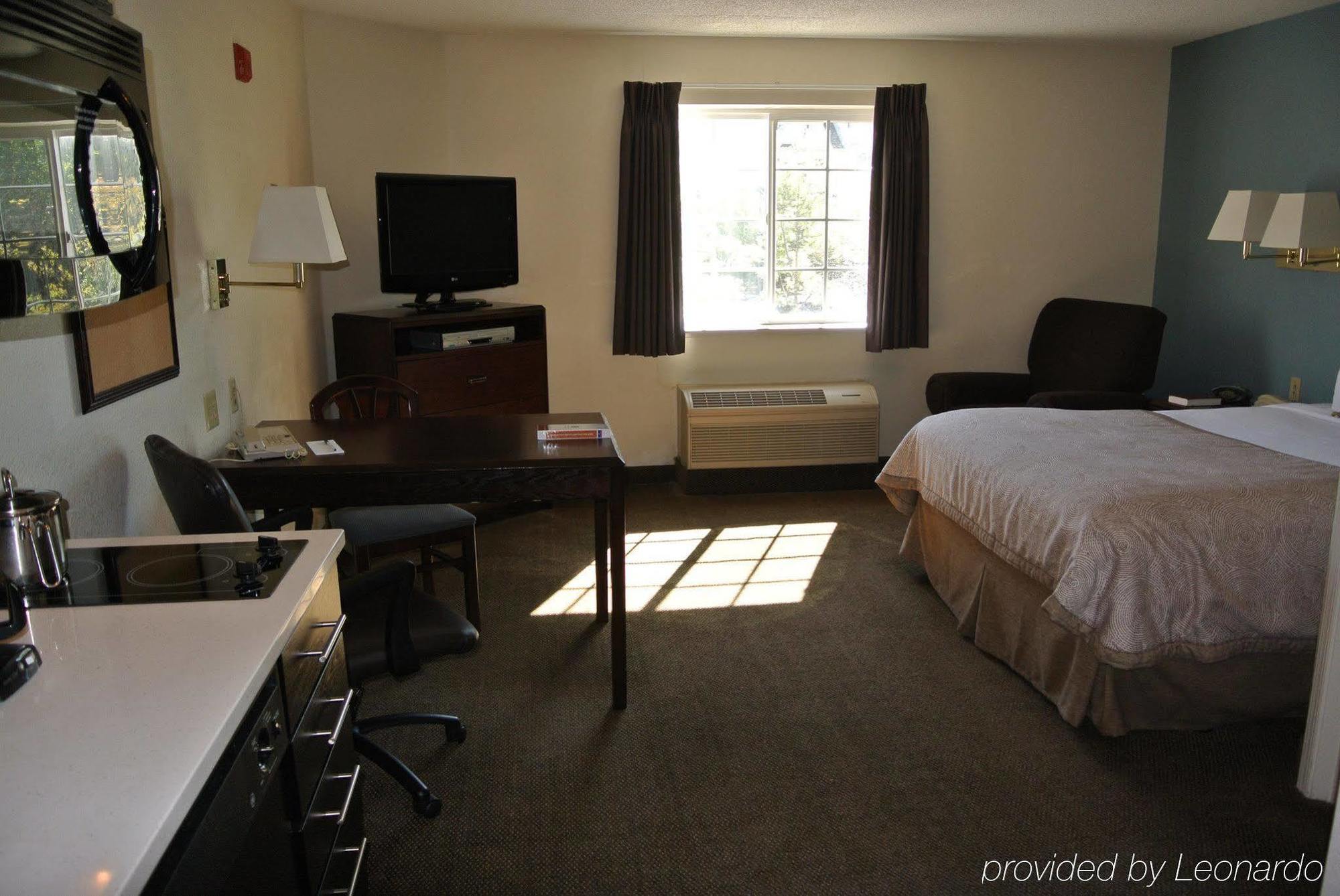 Candlewood Suites Washington-Fairfax By Ihg Eksteriør billede