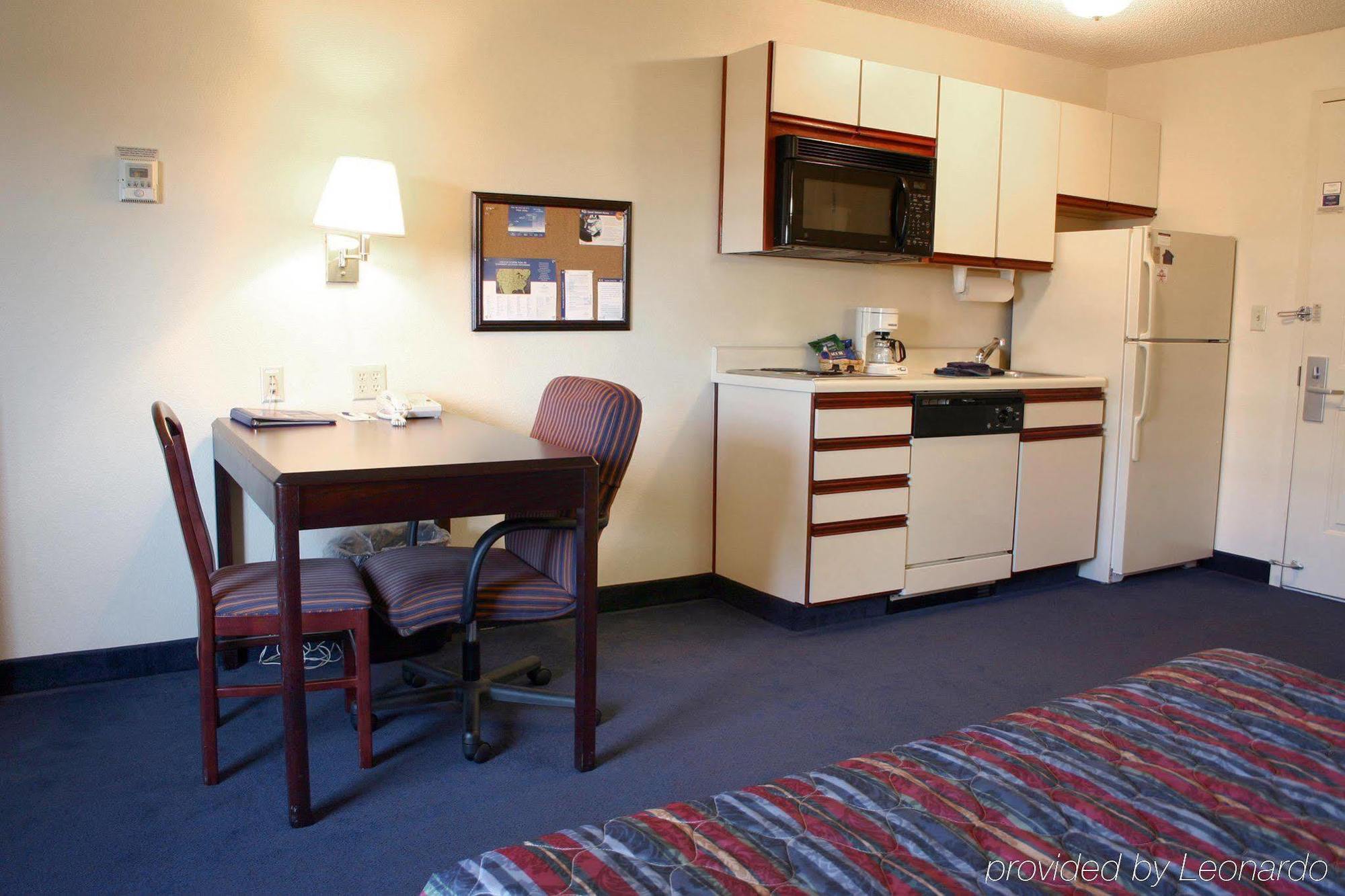 Candlewood Suites Washington-Fairfax By Ihg Eksteriør billede