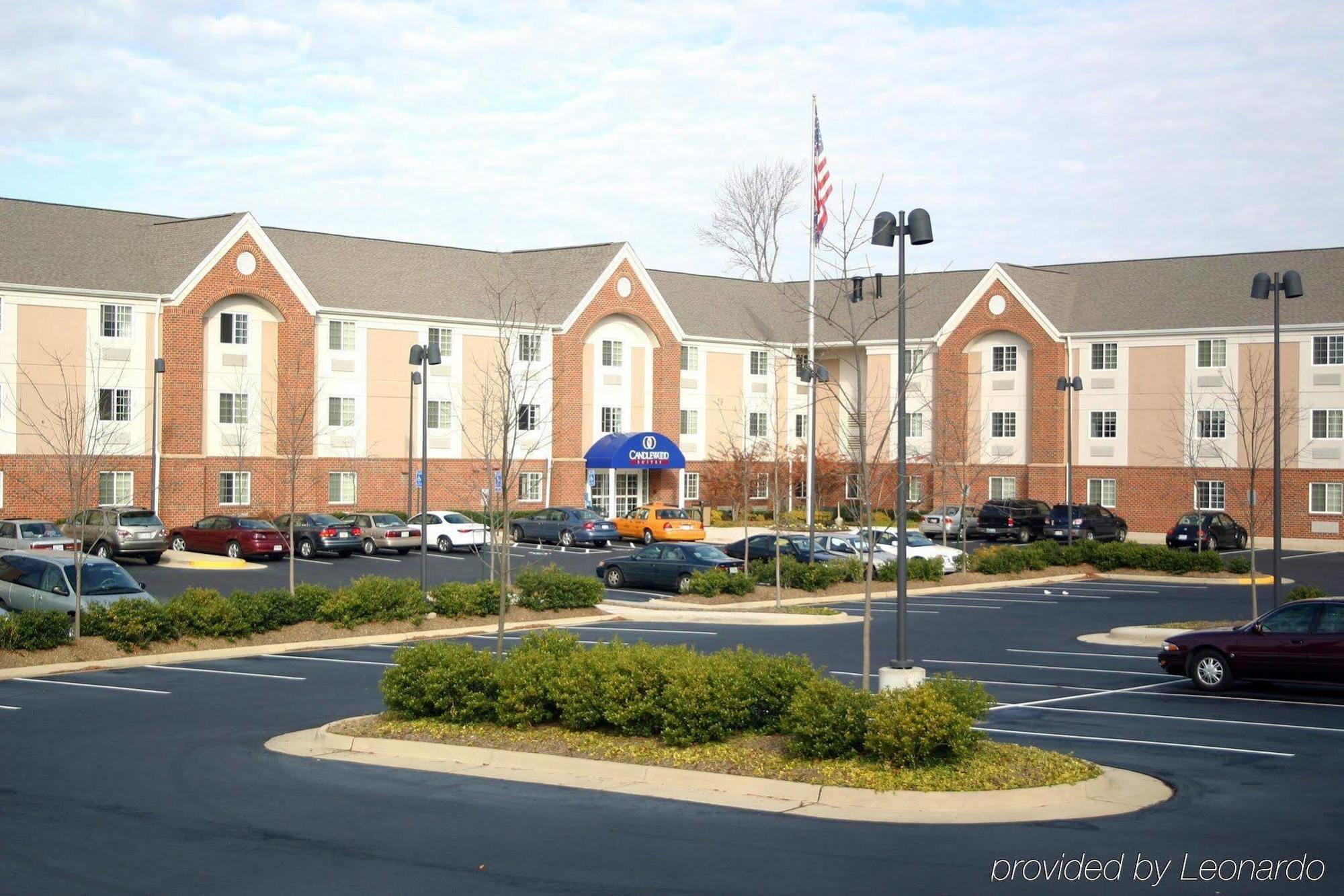 Candlewood Suites Washington-Fairfax By Ihg Eksteriør billede