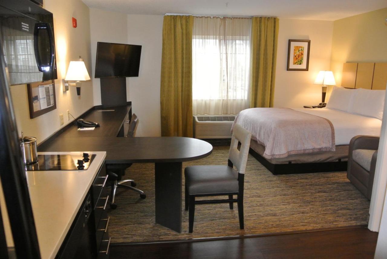 Candlewood Suites Washington-Fairfax By Ihg Eksteriør billede